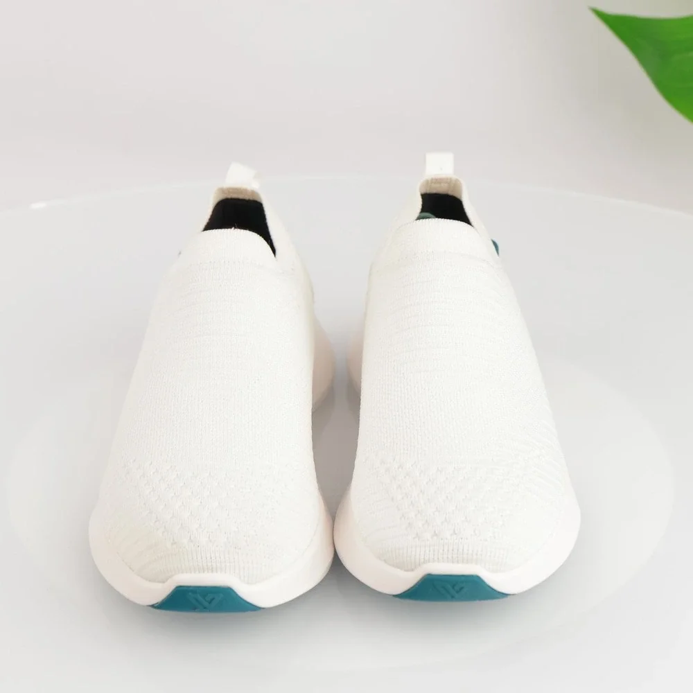 Vessi Womens Everyday Move Slip-On Sneaker Size 9 Waterproof White Comfort Shoes